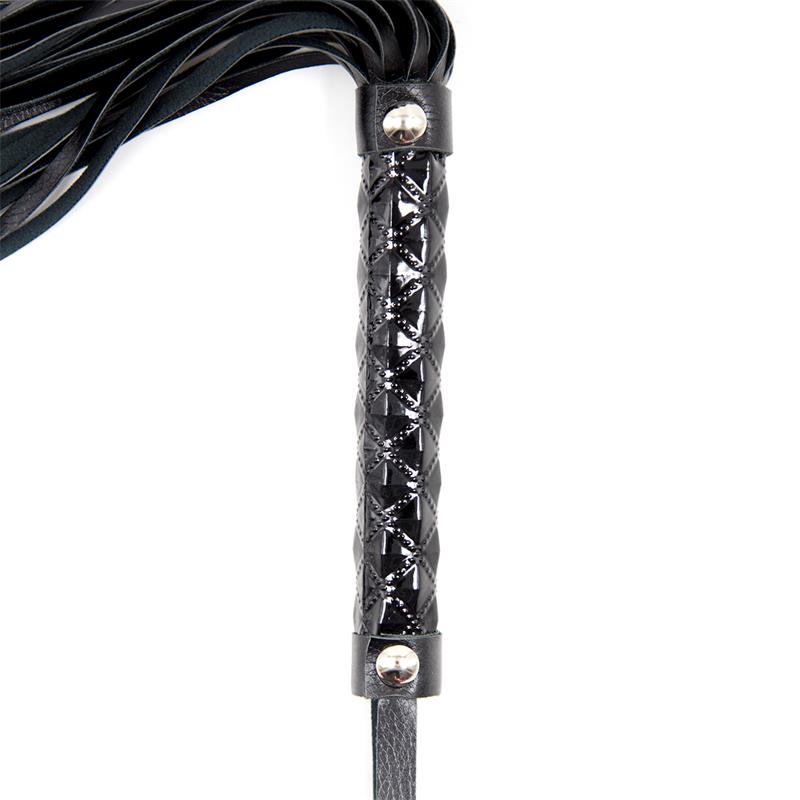 LATETOBED BDSM LINE Flogger Diamond Pattern with Metal Hardware 39 cm Black